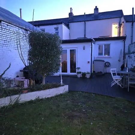 Casa de Férias 3-bed House In Centre *
