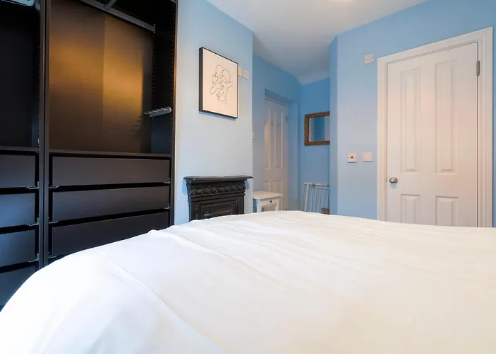 3-bed House In Centre * Dublino