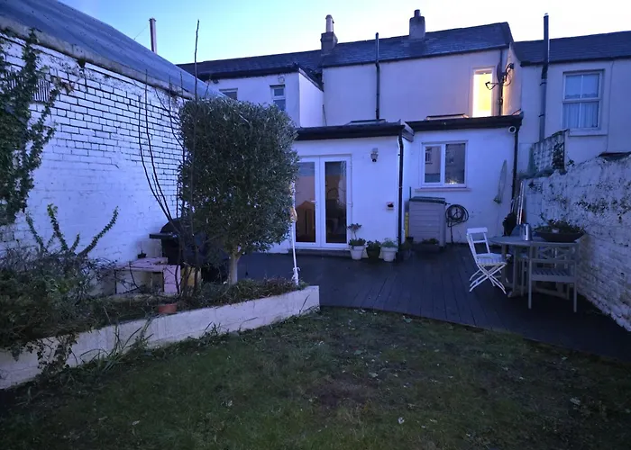 Casa vacanze 3-bed House In Centre *